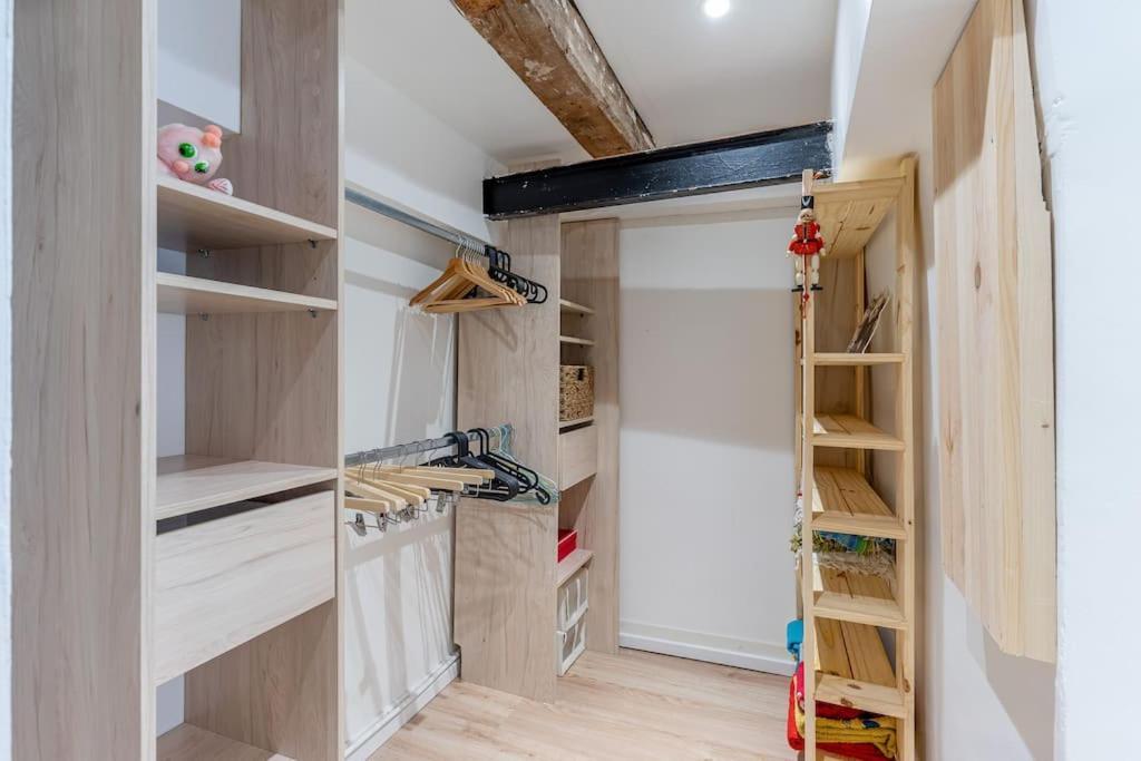 Duplex 4 Pers. Centre Avec Cour Privee Ensoleillee Apartment Marseille Exterior photo