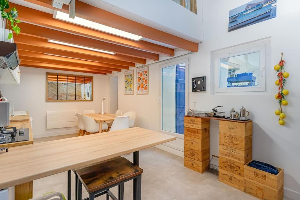 Duplex 4 Pers. Centre Avec Cour Privee Ensoleillee Apartment Marseille Exterior photo